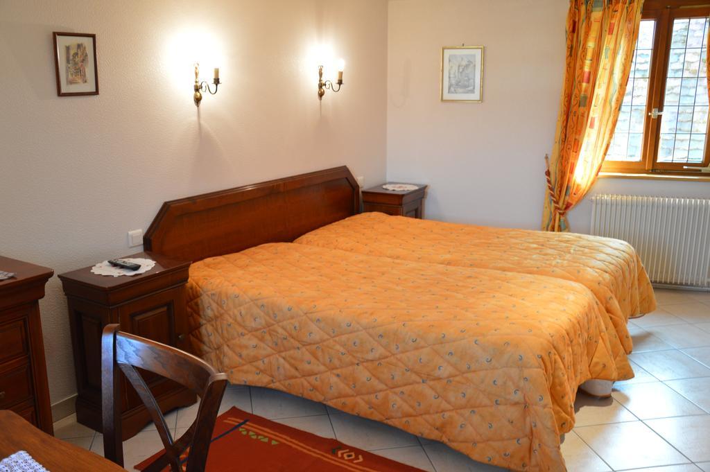 La Grange Du Pape - Annexe De L'Hotel La Ferme Du Pape Эгишем Экстерьер фото